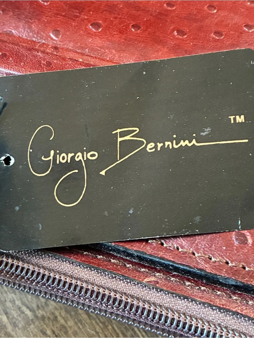 Vintage  Giorgio Bernini Handcrafted Leather Ostrich Embossed Gussett Portfolio
